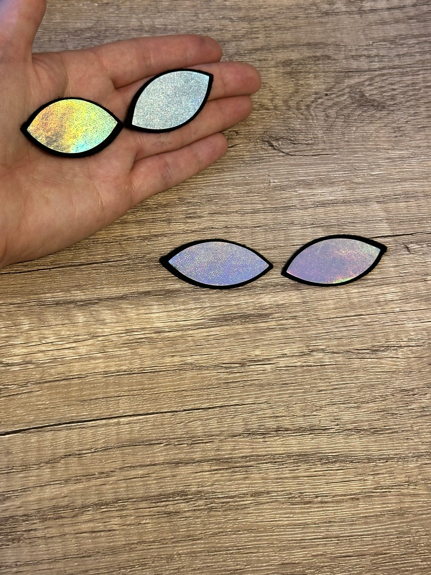 Holographic Alien Felt Eyes 3 sets - Arizonado Designs