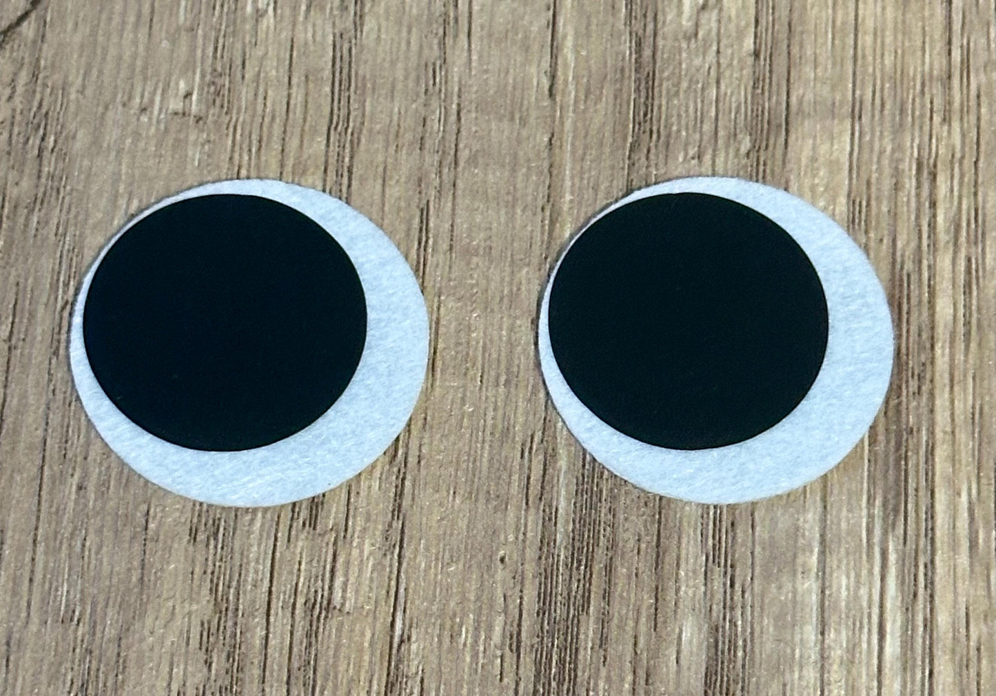 ketchup inspired felt eyes for crochet amigurumi
felt craft eyes set of 4 for plush toys
cute felt eyes for handmade plush projects
crochet plush felt eye accents for amigurumi

