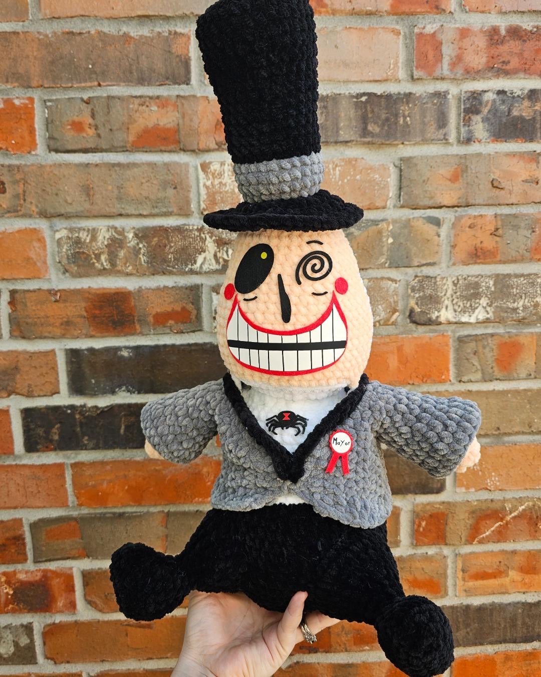 Spooky mayor felt face for handmade plush
Photo courtesy of That Nerdy Hooker
