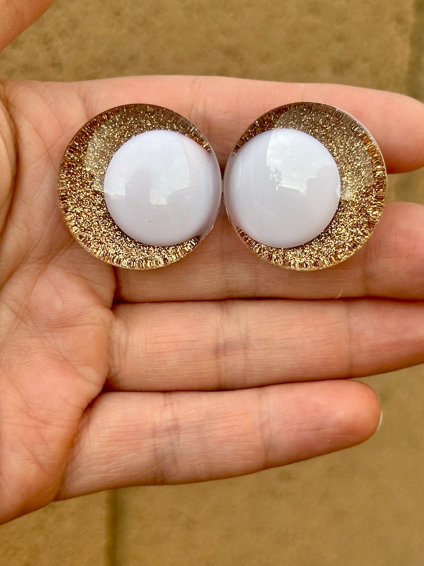 Beach Sand Handpainted Offset Kawaii Eyes (1 set)