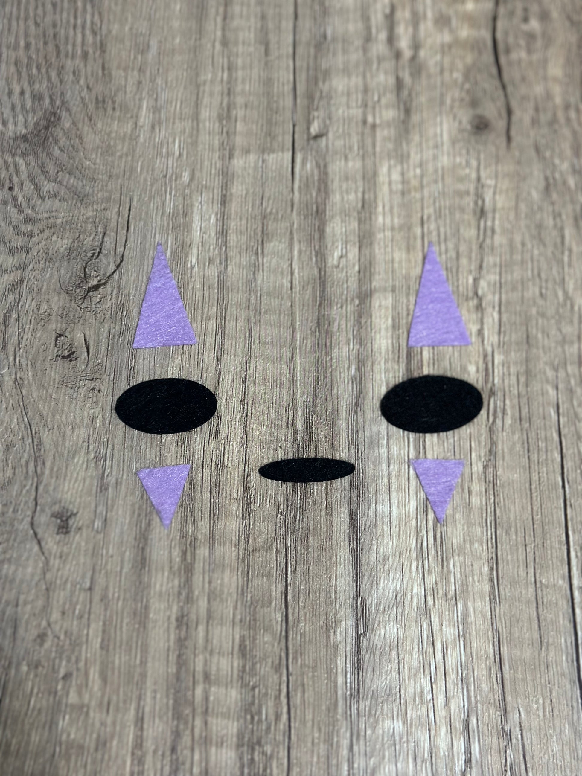 no-face inspired felt face accents for amigurumi
felt face accents for crochet plush and soft toys
3 sets of No‑Face felt face pieces for handmade projects
felt craft face pieces for plush toy details

