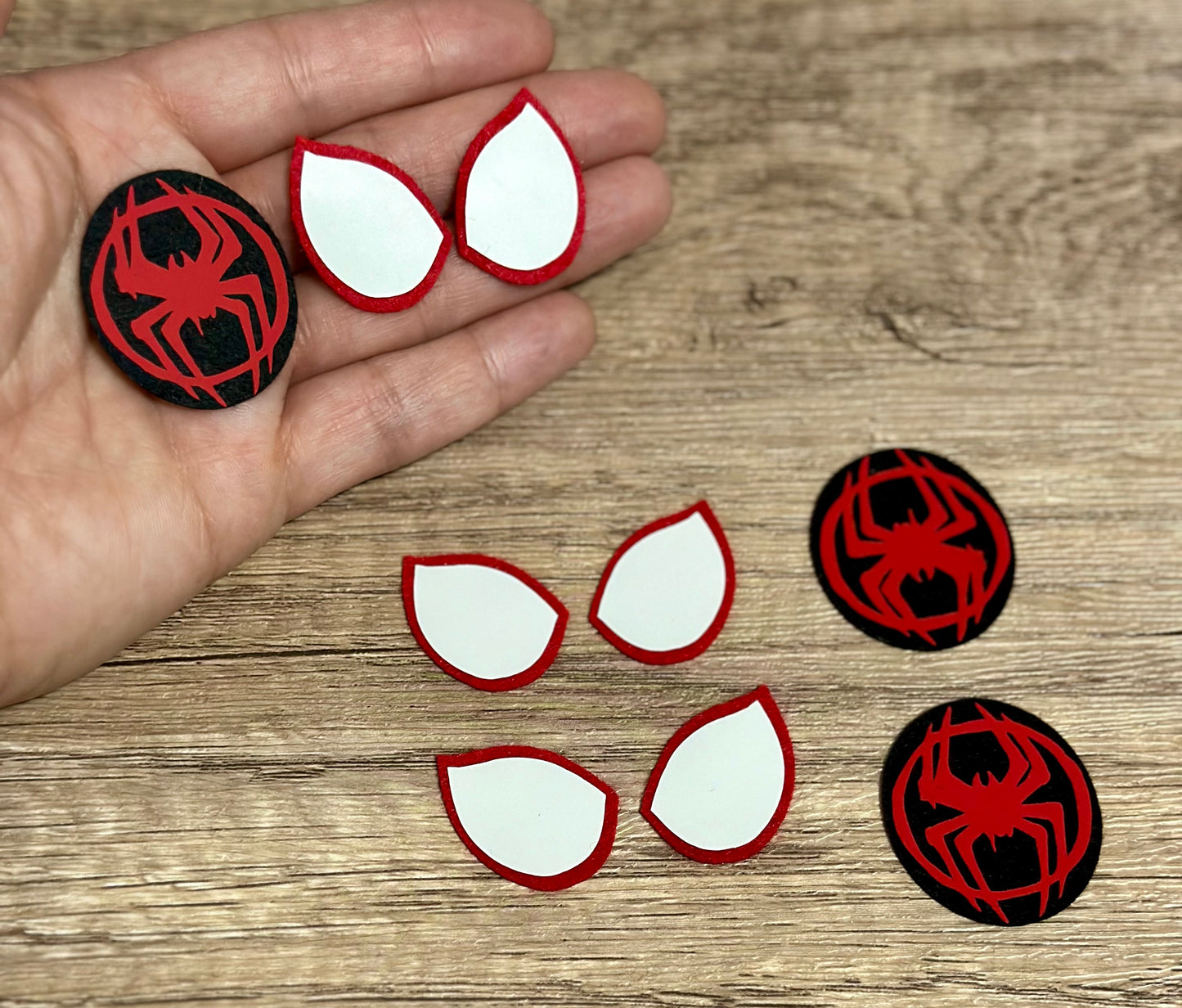 Hero‑Style Felt Eyes and Patch – Character Face Accents for Amigurumi & Plush (5 sets)
